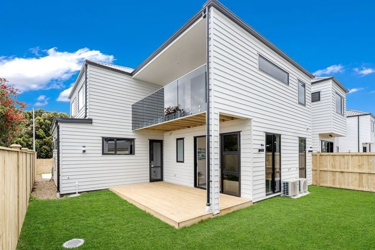 Photo of property in 54c Waimai Avenue, Weymouth, Auckland, 2103