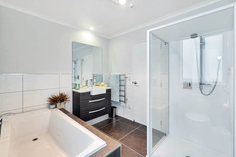 Photo of property in 68d Tihi Street, Stonefields, Auckland, 1072