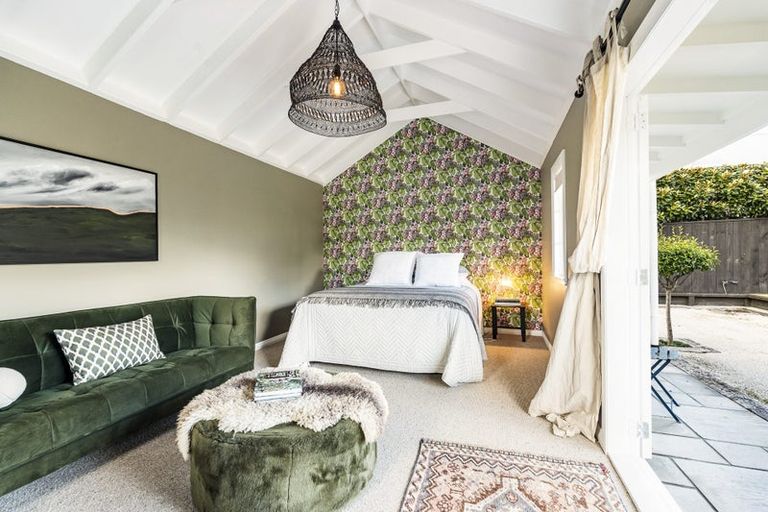 Photo of property in 89 Pendarves Street, New Plymouth, 4310