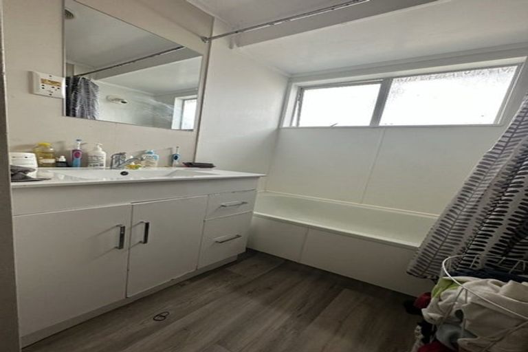 Photo of property in 415a Kahikatea Drive, Dinsdale, Hamilton, 3204