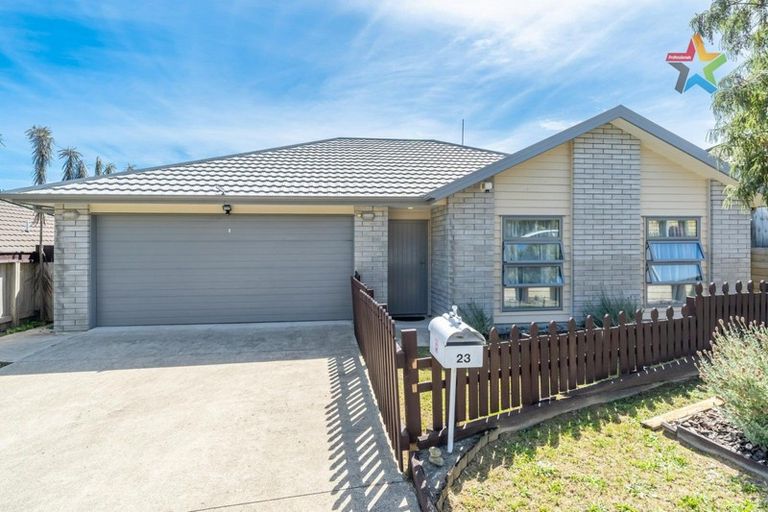 Photo of property in 23 Speldhurst Grove, Stokes Valley, Lower Hutt, 5019