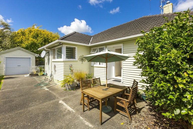 Photo of property in 48 Routley Crescent, Elderslea, Upper Hutt, 5018