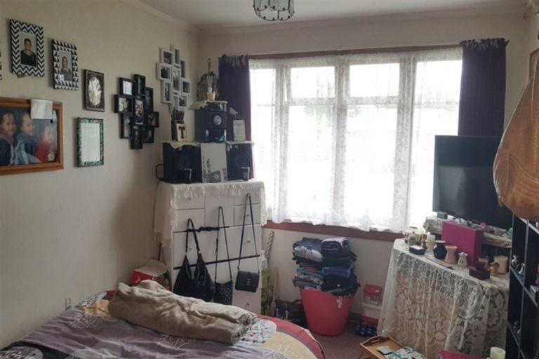 Photo of property in 18 Exeter Street, Waimate, 7924