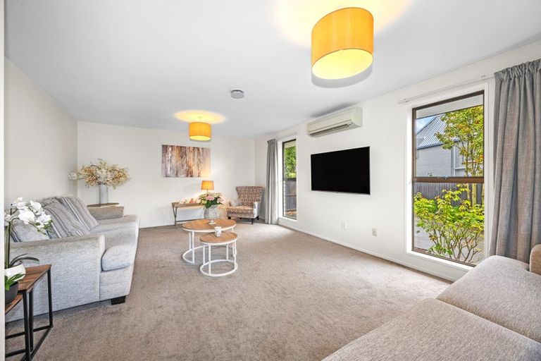 Photo of property in 1/38 Brogar Place, Casebrook, Christchurch, 8051