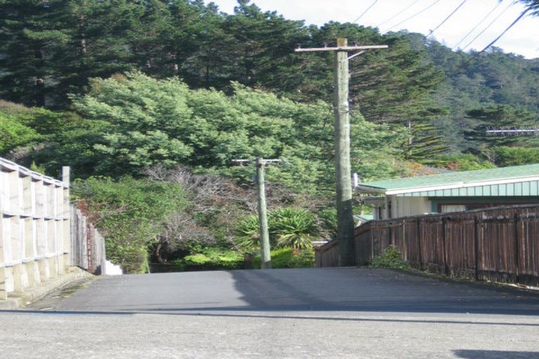 Photo of property in 98c Manuka Street, Stokes Valley, Lower Hutt, 5019