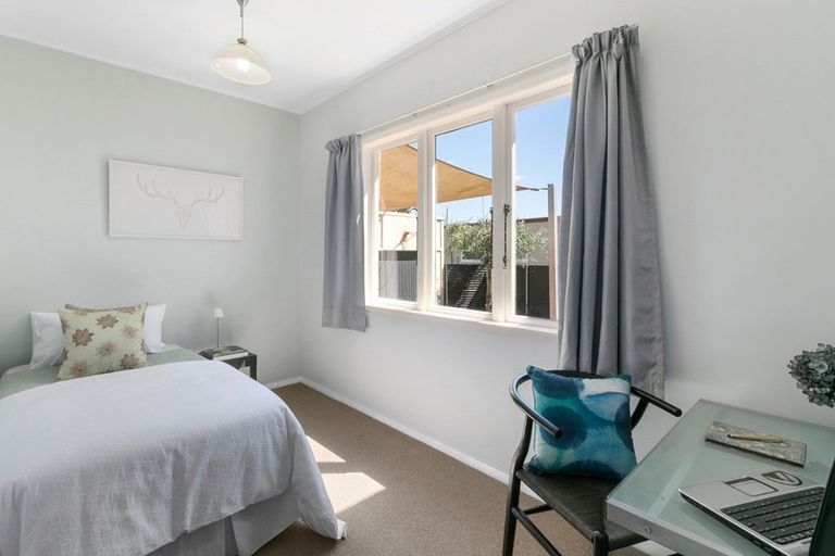 Photo of property in 44 Douglas Mclean Avenue, Marewa, Napier, 4110