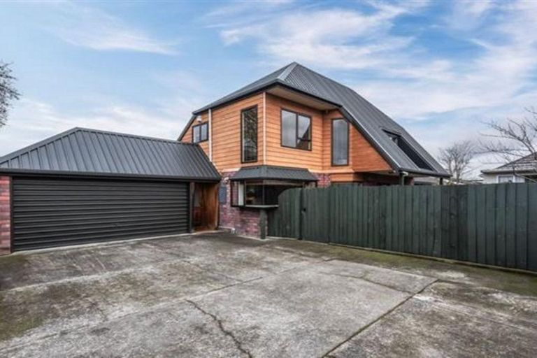 Photo of property in 95 Mandeville Street, Riccarton, Christchurch, 8011