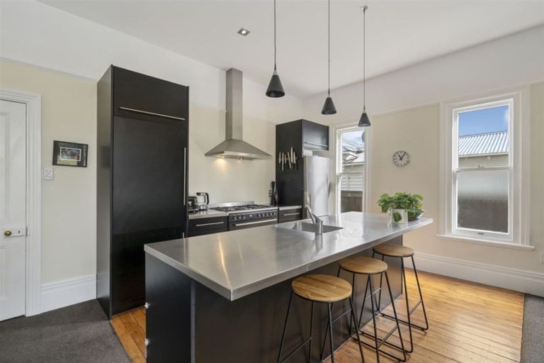 Photo of property in 98 Forfar Street, St Albans, Christchurch, 8014