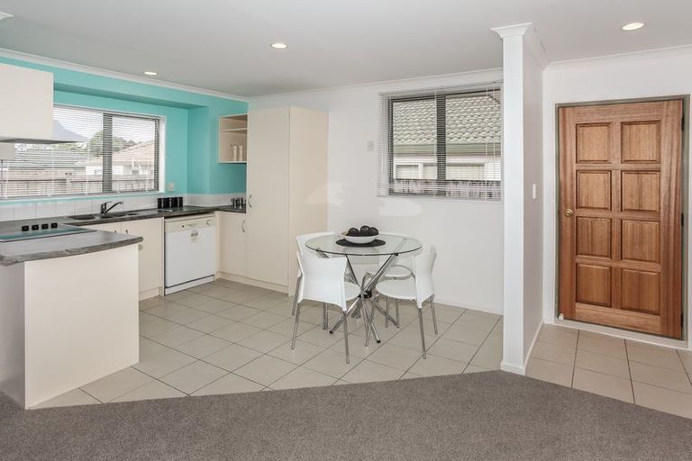 Photo of property in 7a Margarita Rise, Pukekohe, 2120