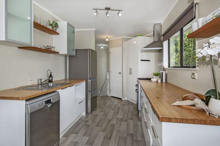 Photo of property in 56 Raumati Crescent, Onerahi, Whangarei, 0110