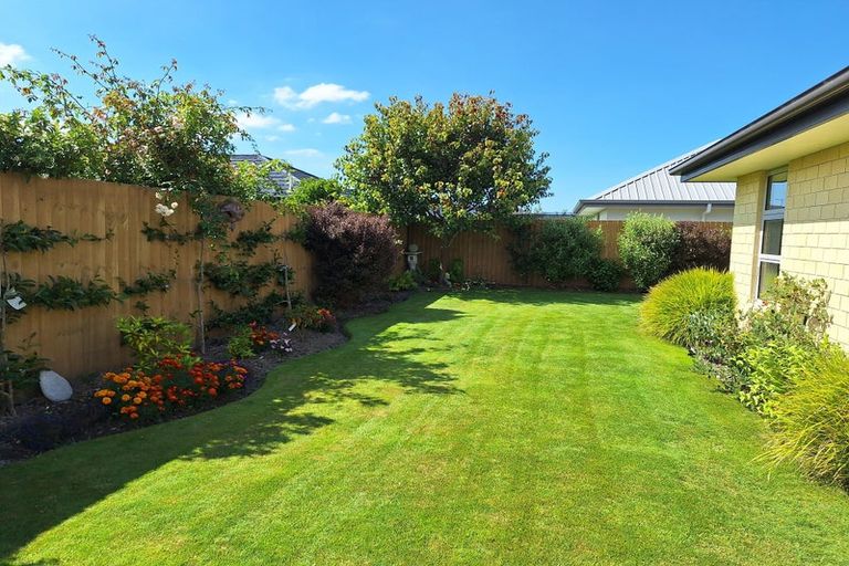 Photo of property in 20 Bamber Crescent, Halswell, Christchurch, 8025