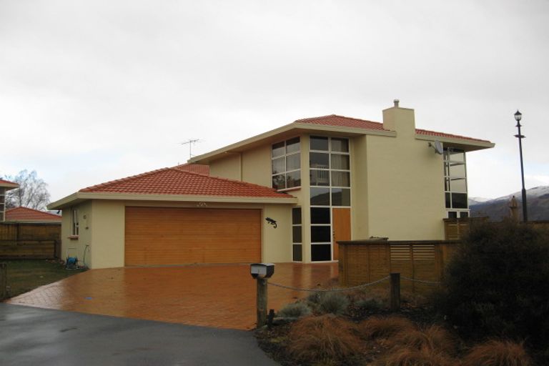 Photo of property in 1 Farrier Court, Cromwell, 9310