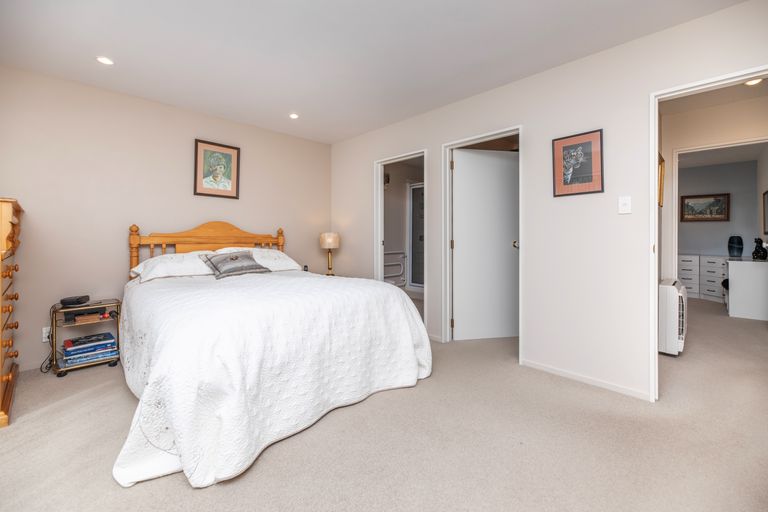 Photo of property in 46 Westgrove Avenue, Avonhead, Christchurch, 8042