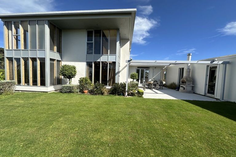 Photo of property in 6 Stormanstown Way, Seatoun, Wellington, 6022