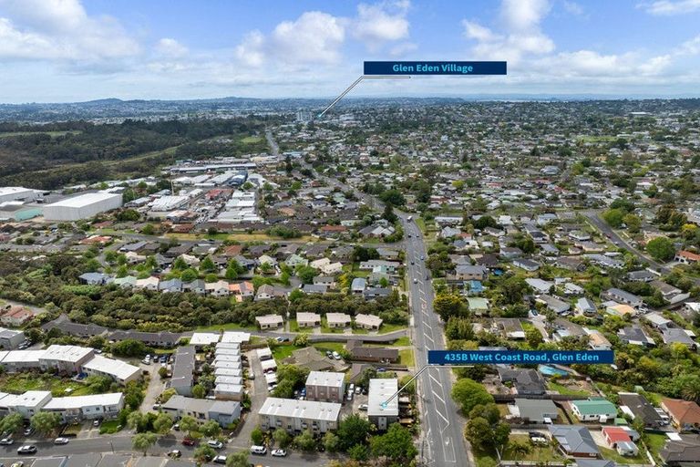 Photo of property in 435b West Coast Road, Glen Eden, Auckland, 0602