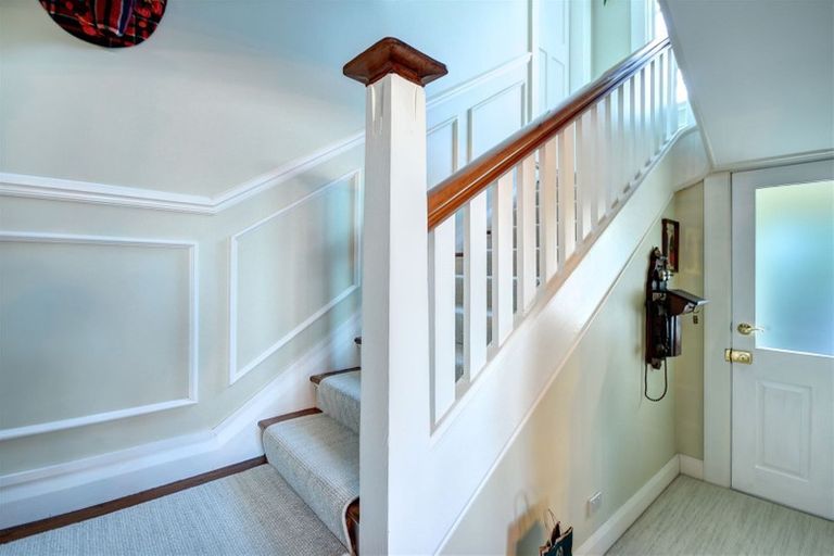 Photo of property in 75 Eglinton Road, Mornington, Dunedin, 9011