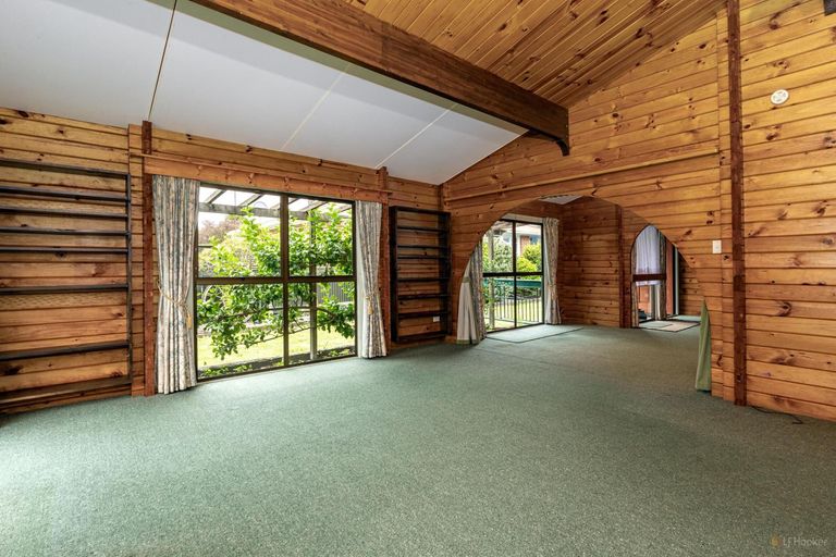 Photo of property in 32 Connolly Street, Geraldine, 7930