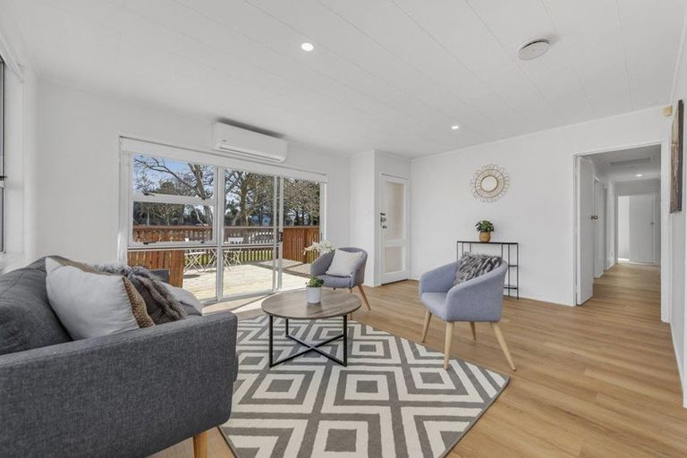 Photo of property in 3 Pukeroa Place, Papakura, 2110