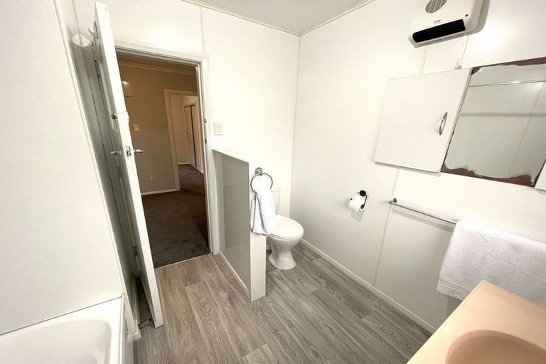 Photo of property in 65 Wilson Road, Balclutha, 9230