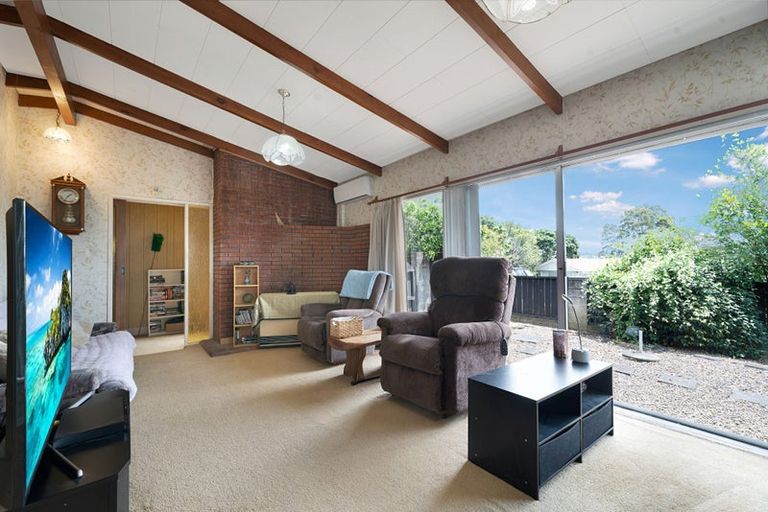 Photo of property in 80 Bruce Road, Glenfield, Auckland, 0629