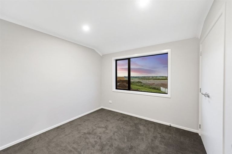 Photo of property in 15 Waikaka Place, Rototuna North, Hamilton, 3210