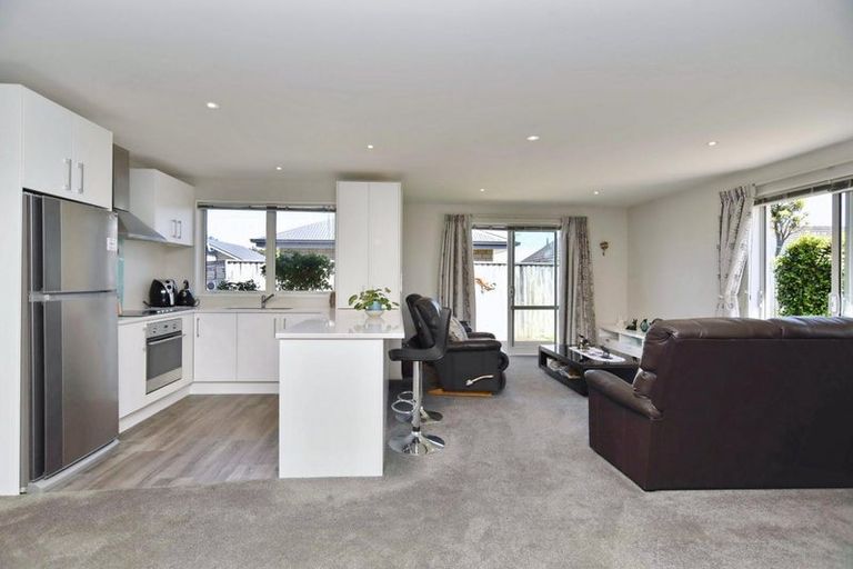 Photo of property in 3/78 Marshland Road, Shirley, Christchurch, 8061