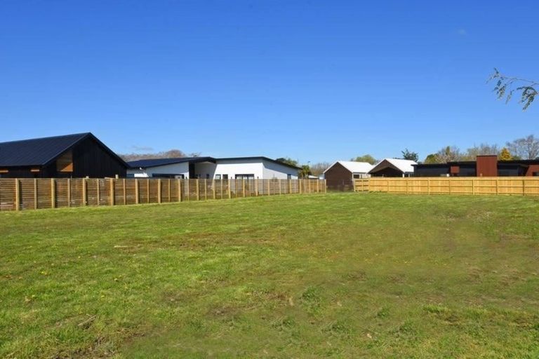 Photo of property in 3b James Kidd Place, Greytown, 5712