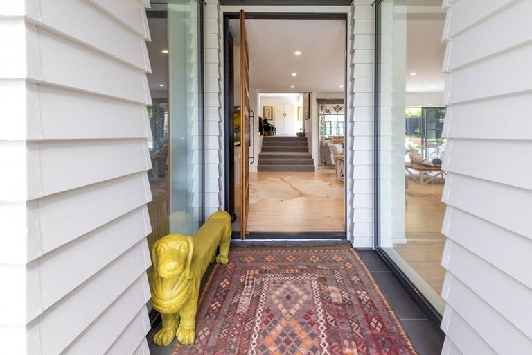 Photo of property in 9 Ramoana Mews, Shelly Park, Auckland, 2014