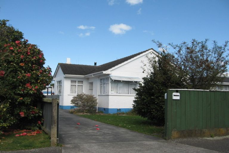 Photo of property in 60 Ferguson Street, Awapuni, Palmerston North, 4412