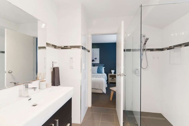 Photo of property in 52 Vagues Road, Northcote, Christchurch, 8052