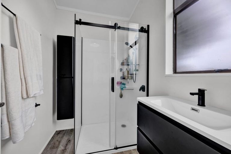 Photo of property in 29 Gibson Place, Patea, 4520