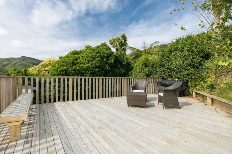 Photo of property in 16 Hathaway Avenue, Karori, Wellington, 6012