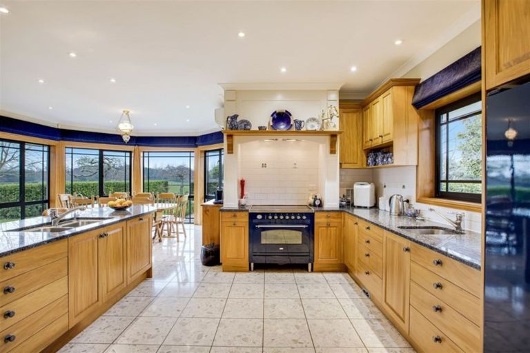 Photo of property in 5 Clark Road, Karaka, Papakura, 2580