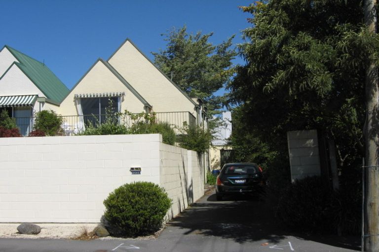 Photo of property in 1/122 Office Road, Merivale, Christchurch, 8014