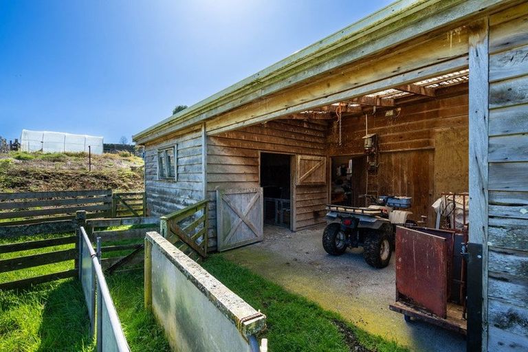 Photo of property in 93 Three Mile Hill Road, Halfway Bush, Dunedin, 9076