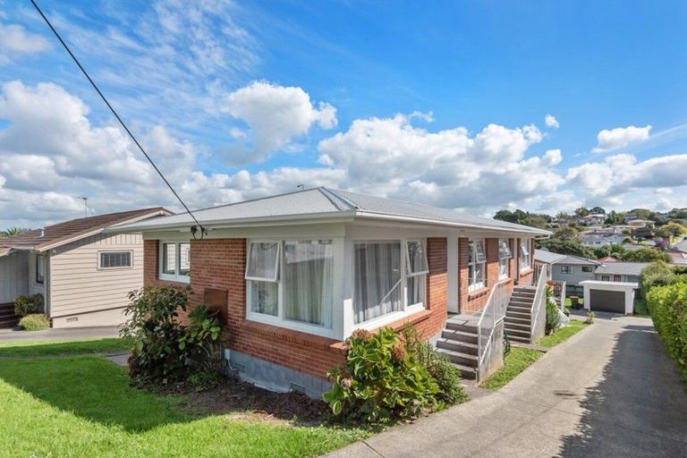 Photo of property in 11 Havelock Avenue, Forrest Hill, Auckland, 0620