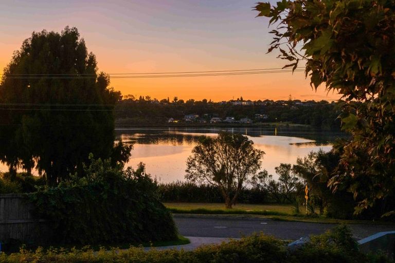 Photo of property in 216 Welcome Bay Road, Welcome Bay, Tauranga, 3112