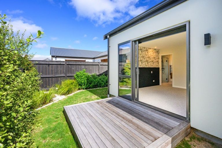 Photo of property in 46 Napier Road, Terrace End, Palmerston North, 4410