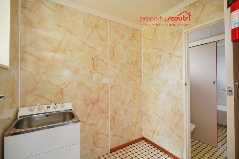 Photo of property in 102 Wicklow Street, Clifton, Invercargill, 9812