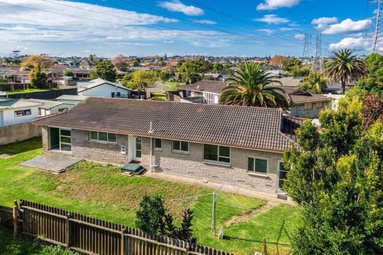 Photo of property in 50 Latham Avenue, Pakuranga, Auckland, 2010