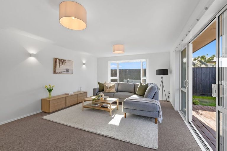 Photo of property in 198 Keyes Road, New Brighton, Christchurch, 8083