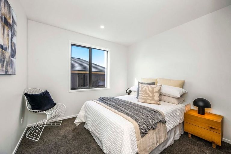 Photo of property in 4 Manaakitia Road, Karaka, 2124