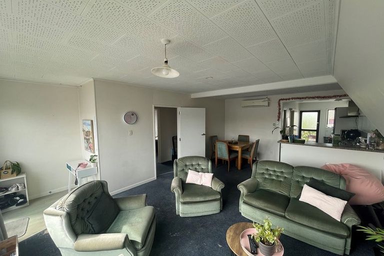 Photo of property in 2/43 Brockworth Place, Riccarton, Christchurch, 8011