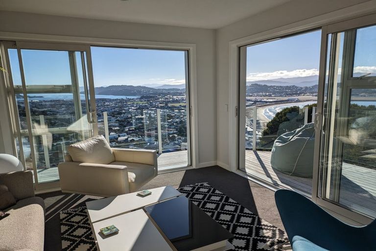 Photo of property in 7 Pari Tai Way, Houghton Bay, Wellington, 6023