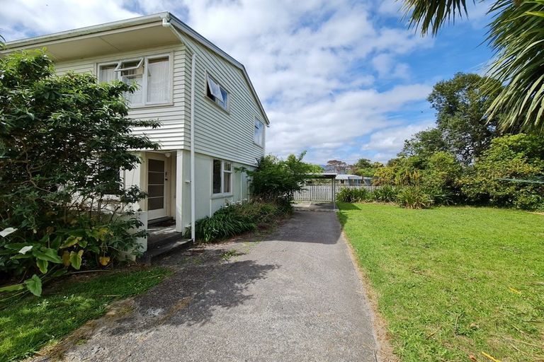 Photo of property in 22-24 Bentham Street, Westport, 7825