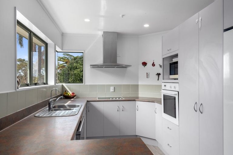 Photo of property in 12 Bluegum Place, Woodhill, Whangarei, 0110