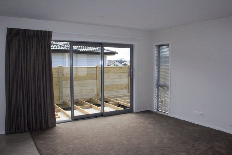 Photo of property in 15 Raymond Grace Avenue, Huapai, Kumeu, 0810