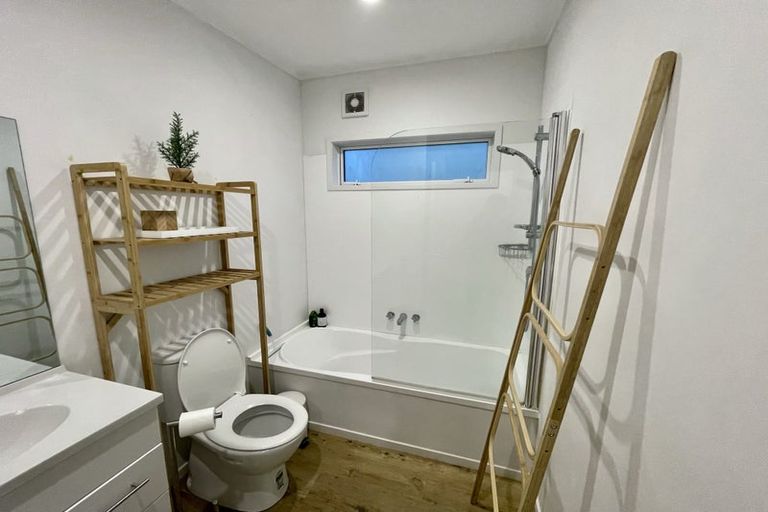 Photo of property in 14 Davies Road, Hurdon, New Plymouth, 4310