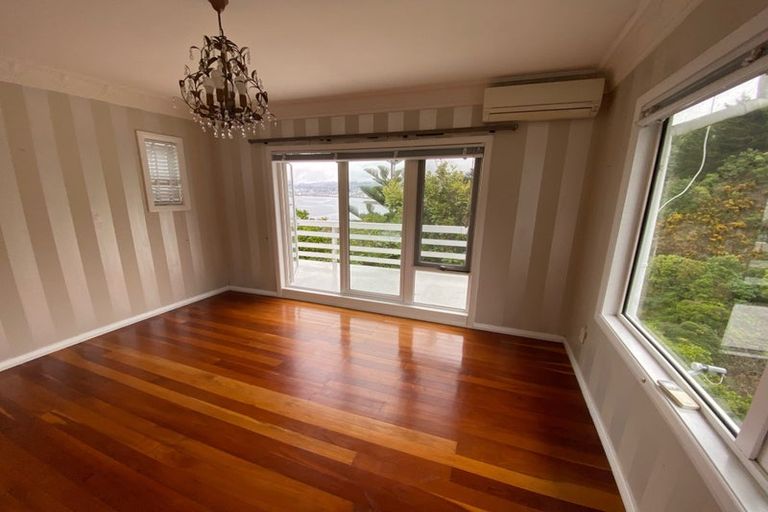 Photo of property in 62 Onslow Road, Khandallah, Wellington, 6035