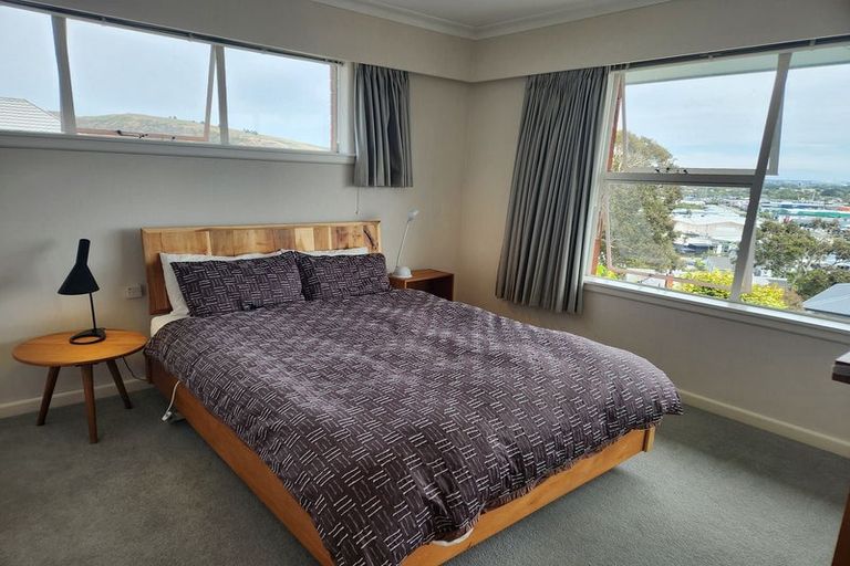 Photo of property in 34 Cannon Hill Crescent, Mount Pleasant, Christchurch, 8081